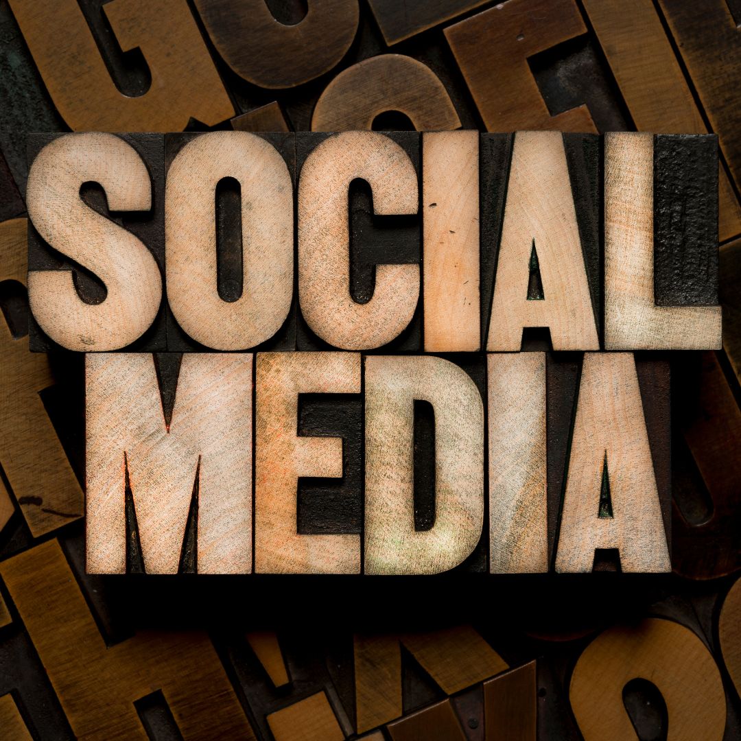 Key Features Social Media